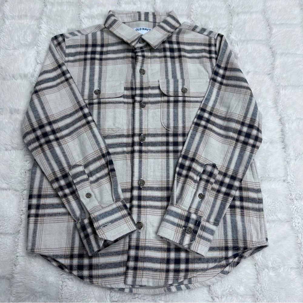 Old Navy Boys Soft-Brushed Flannel Pocket Shirt Size S (6-7)